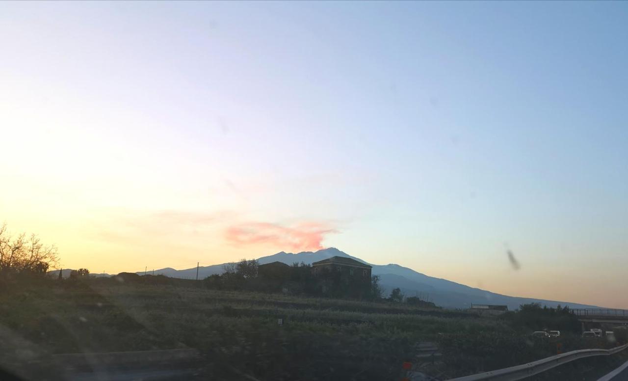 Ferienwohnung Casa Donna Rosaria Tra Etna E Taormina Riposto Exterior foto